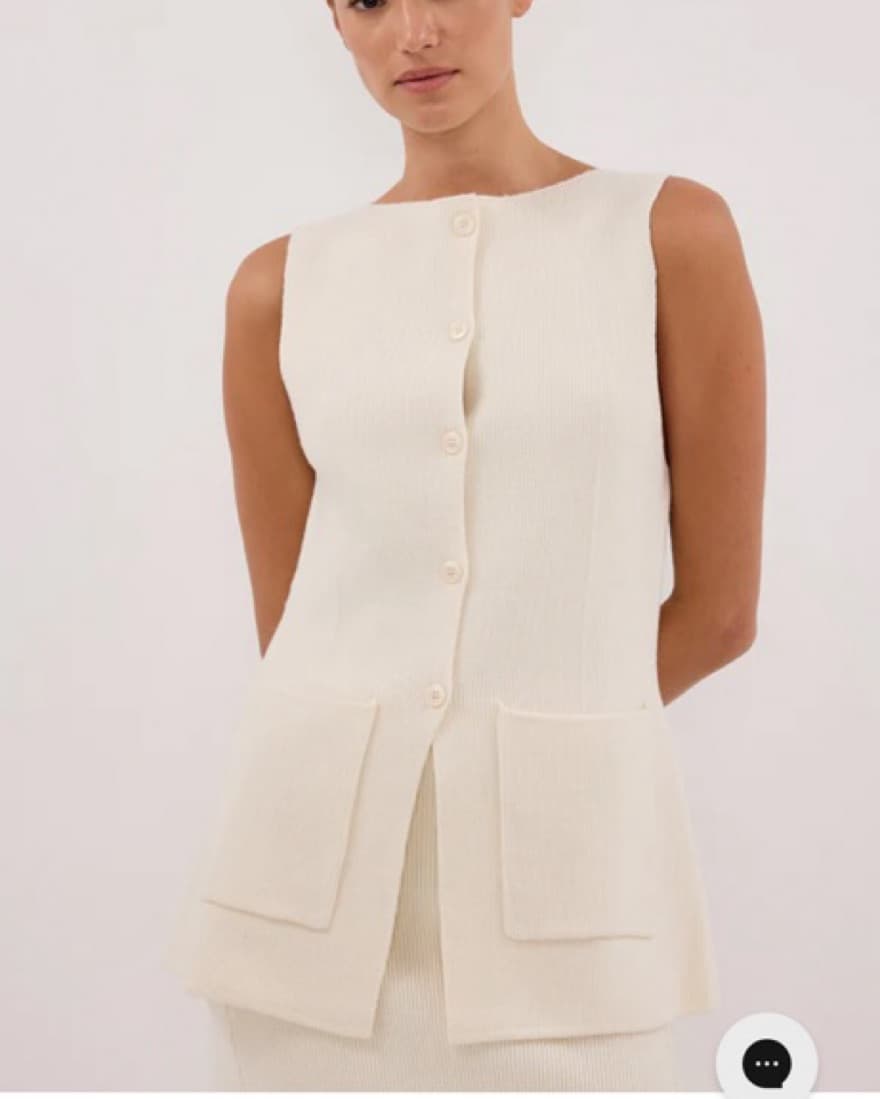 DISSH CREAM LONGINE KNIT VEST - Image 3