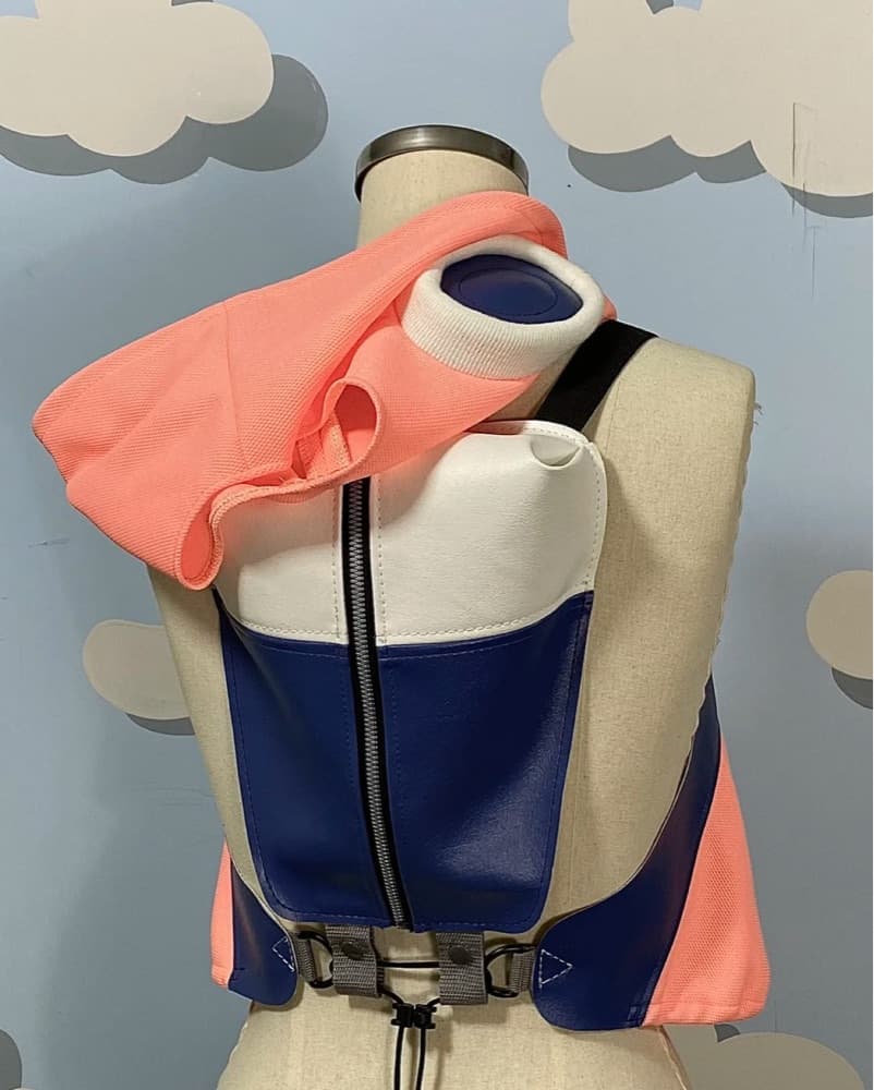 Scuba Vest With Hood - Image 5