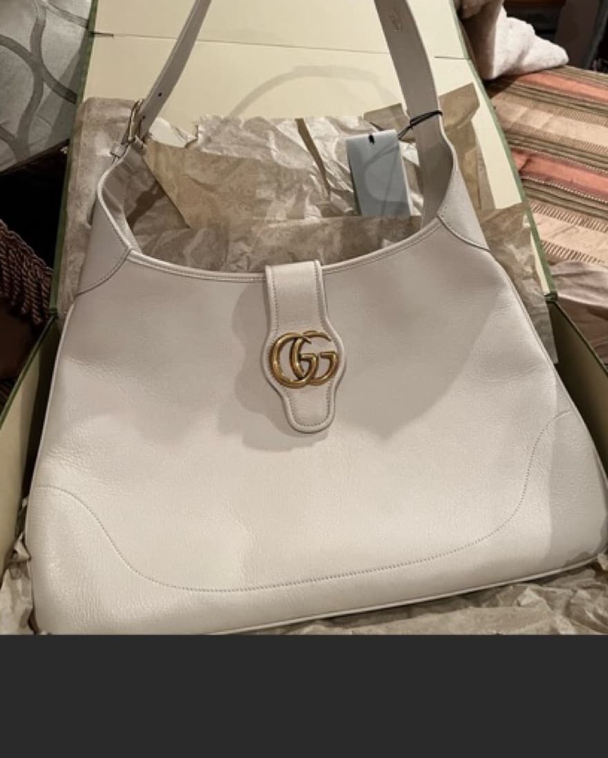 Gucci Oversized Single Handle bag - Image 3