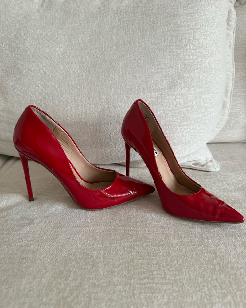 Red Patent Leather Pointed Toe Stilettos - Image 2