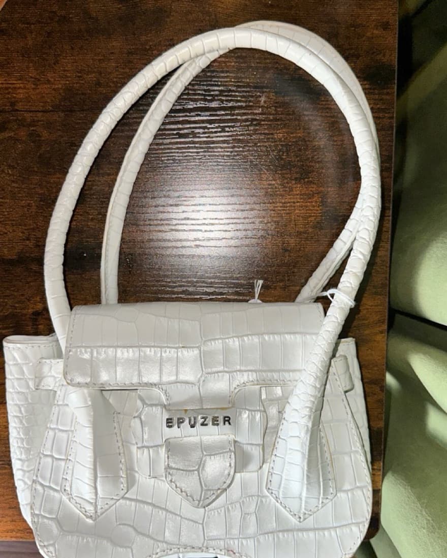 Epuzer White Bag - Image 1