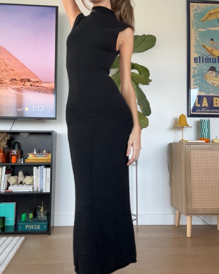 Black Cashmere& Wool Reformation Dress - Image 5