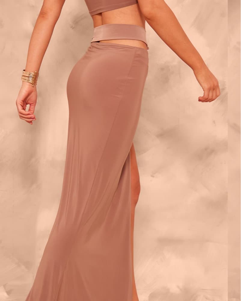 Nude Crop Top And Maxi Skirt Set - Image 4