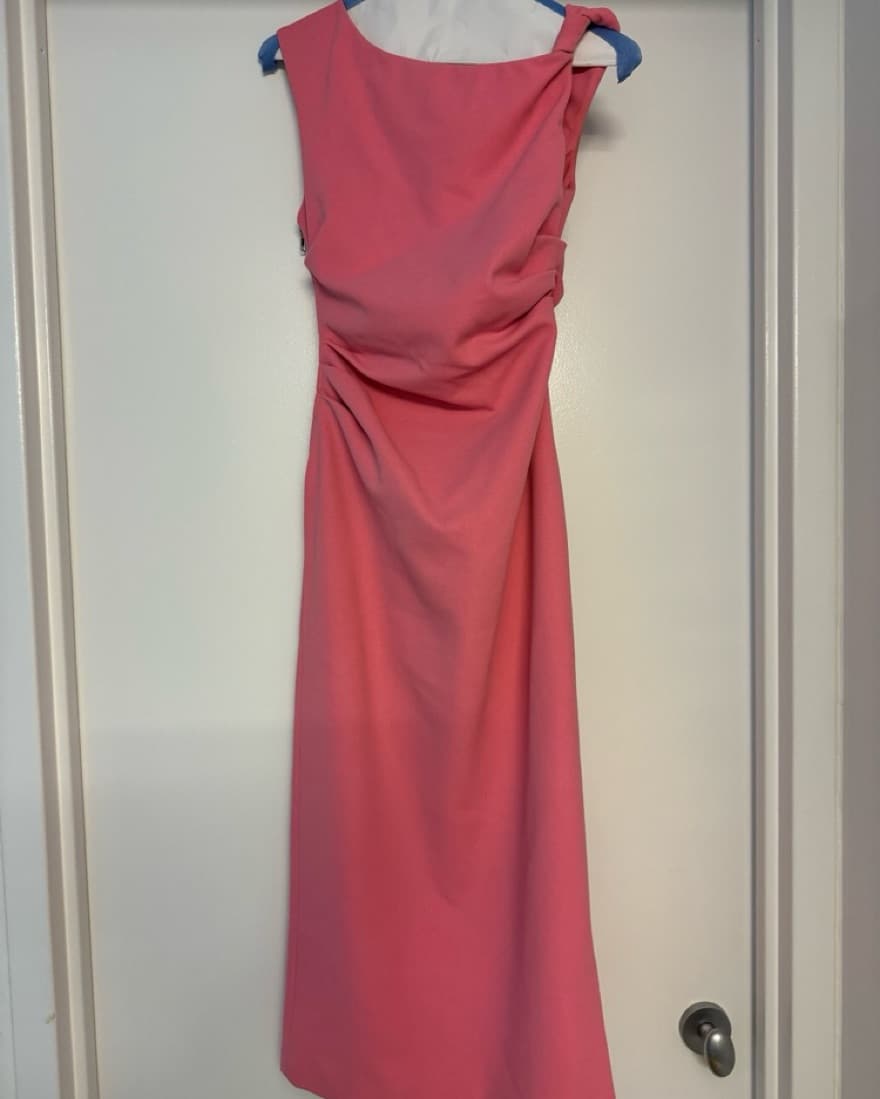 Revolve Misha Alaska midi dress in tulip - Image 4