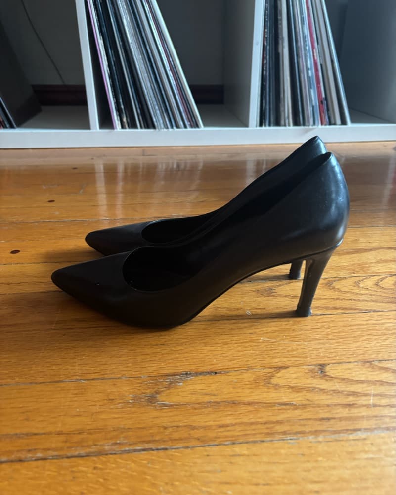 Saint Laurent Black Pumps  - Image 2