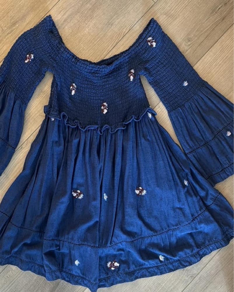 Free People Off-the-Shoulder Navy Dress - Image 2