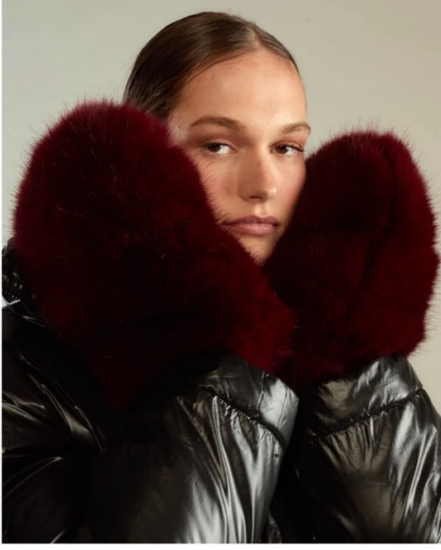 Cynthia Rowley Oversized Mitten - Image 1
