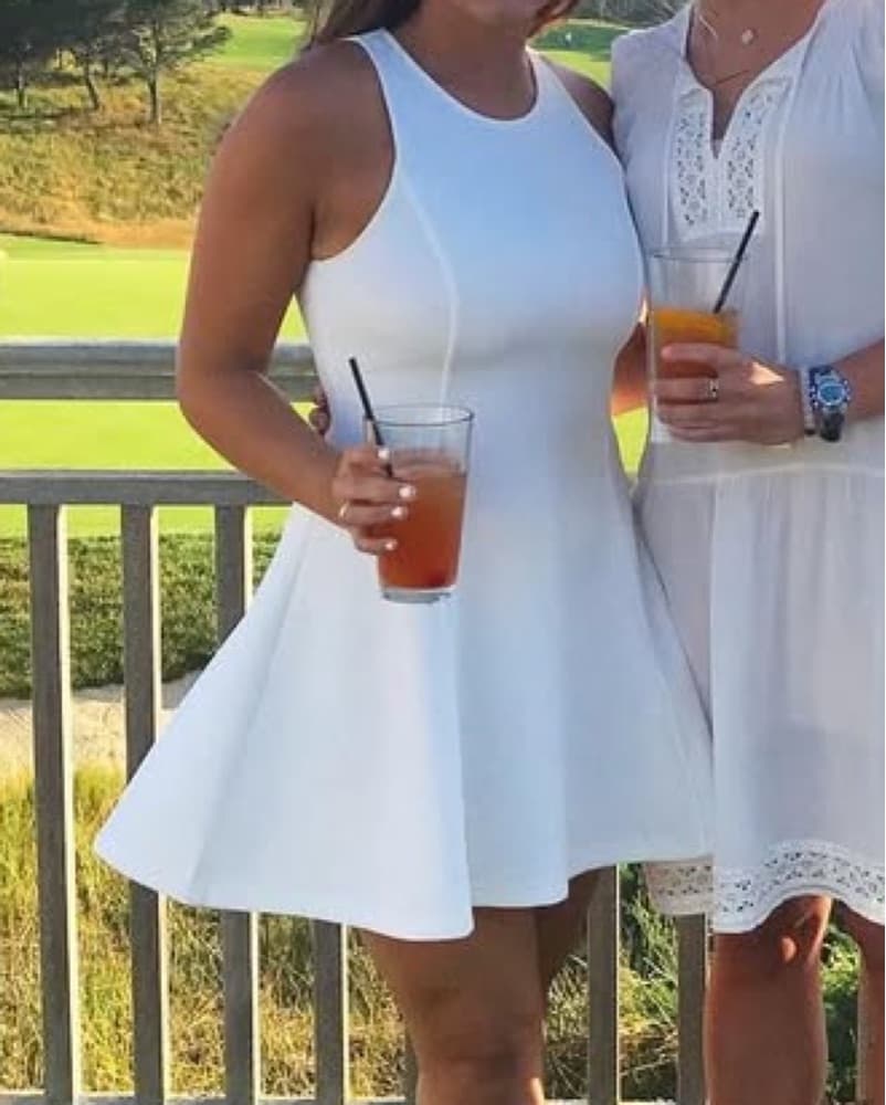 Elegant Cream Sleeveless Dress - Image 3