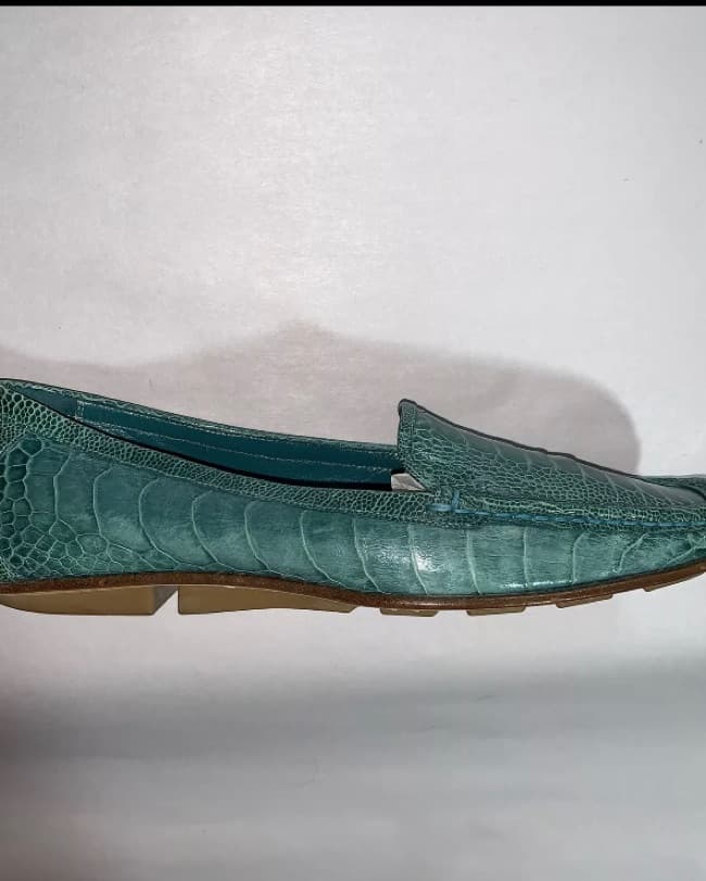GUCCI size 7B croc driving mocs - Image 1