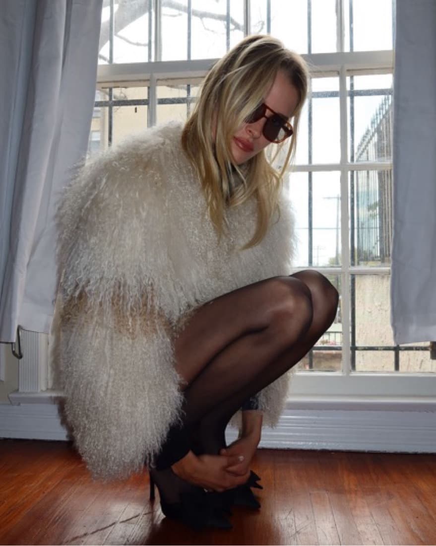 Bubish Luxe White Fur Coat  - Image 6