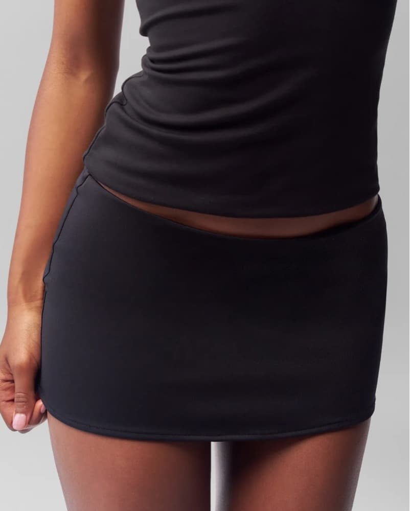Guizio Black Micro Mini Stretch Skirt - Image 2