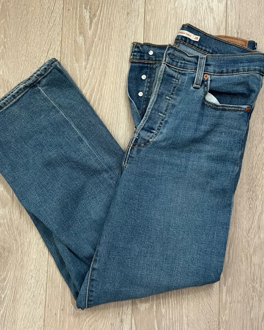 Levi’s Ribcage Straight Ankle Blue Jeans - Image 4