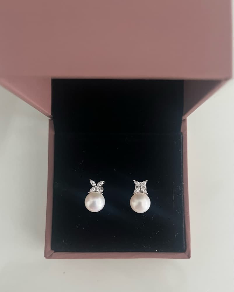 Diamond and Pearl Studs - Image 3