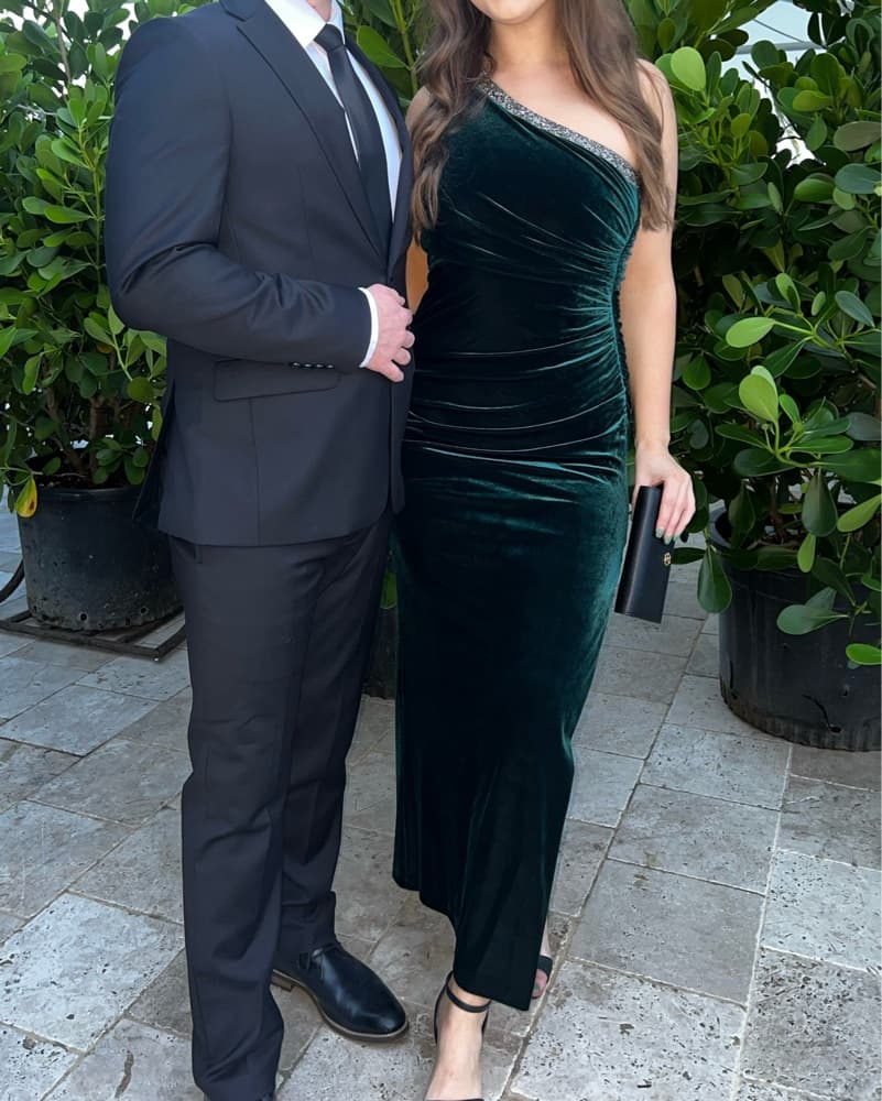 Adrianna Papell Green Velvet Beaded Gown - Image 3