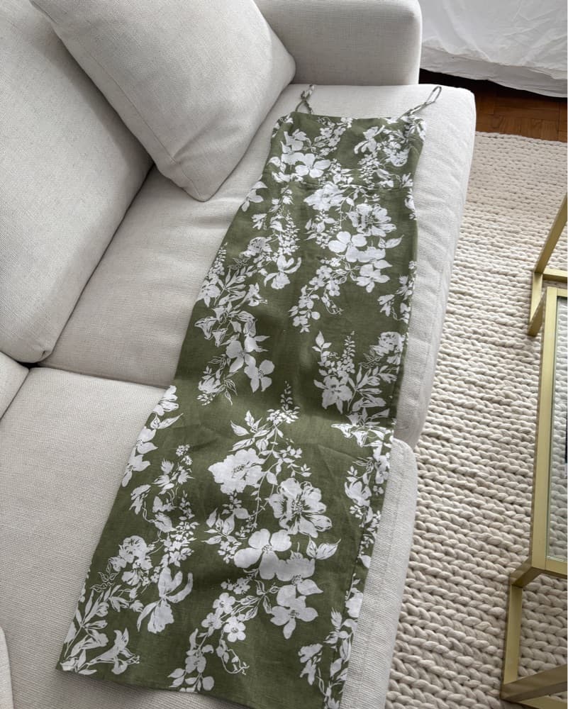 Reformation Size 2 - Image 1