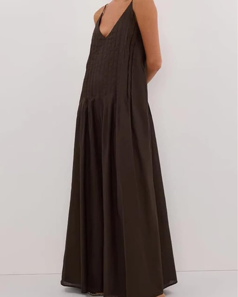 Elegant Pleated Brown Maxi Dress - Image 5