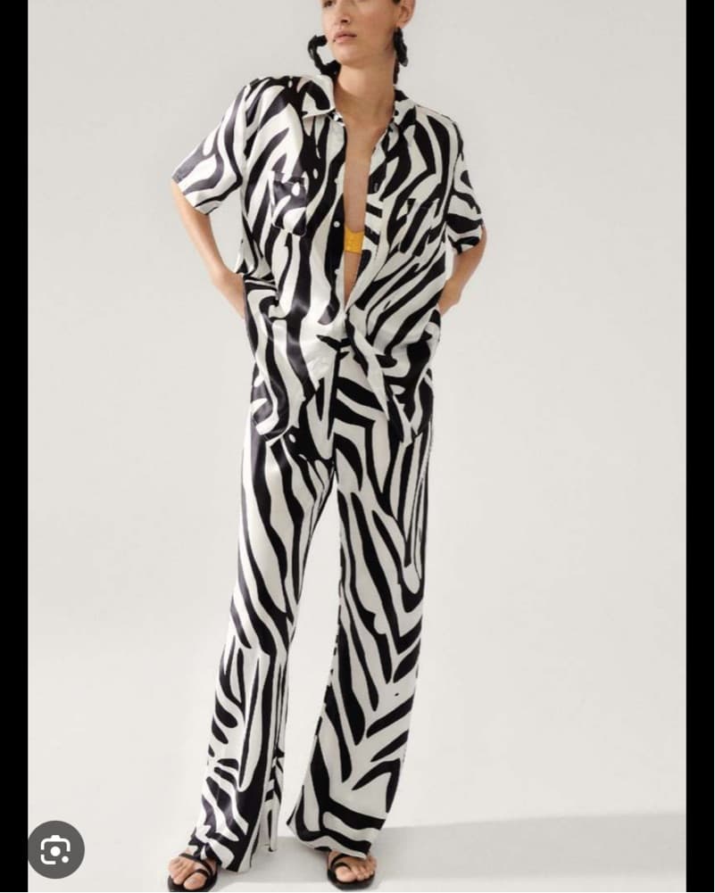 Silk Laundry Zebra Set  - Image 1