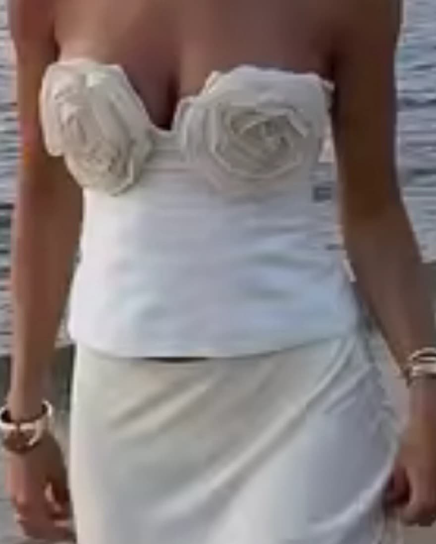 Elegant Rose Embellished Strapless Top - Image 6