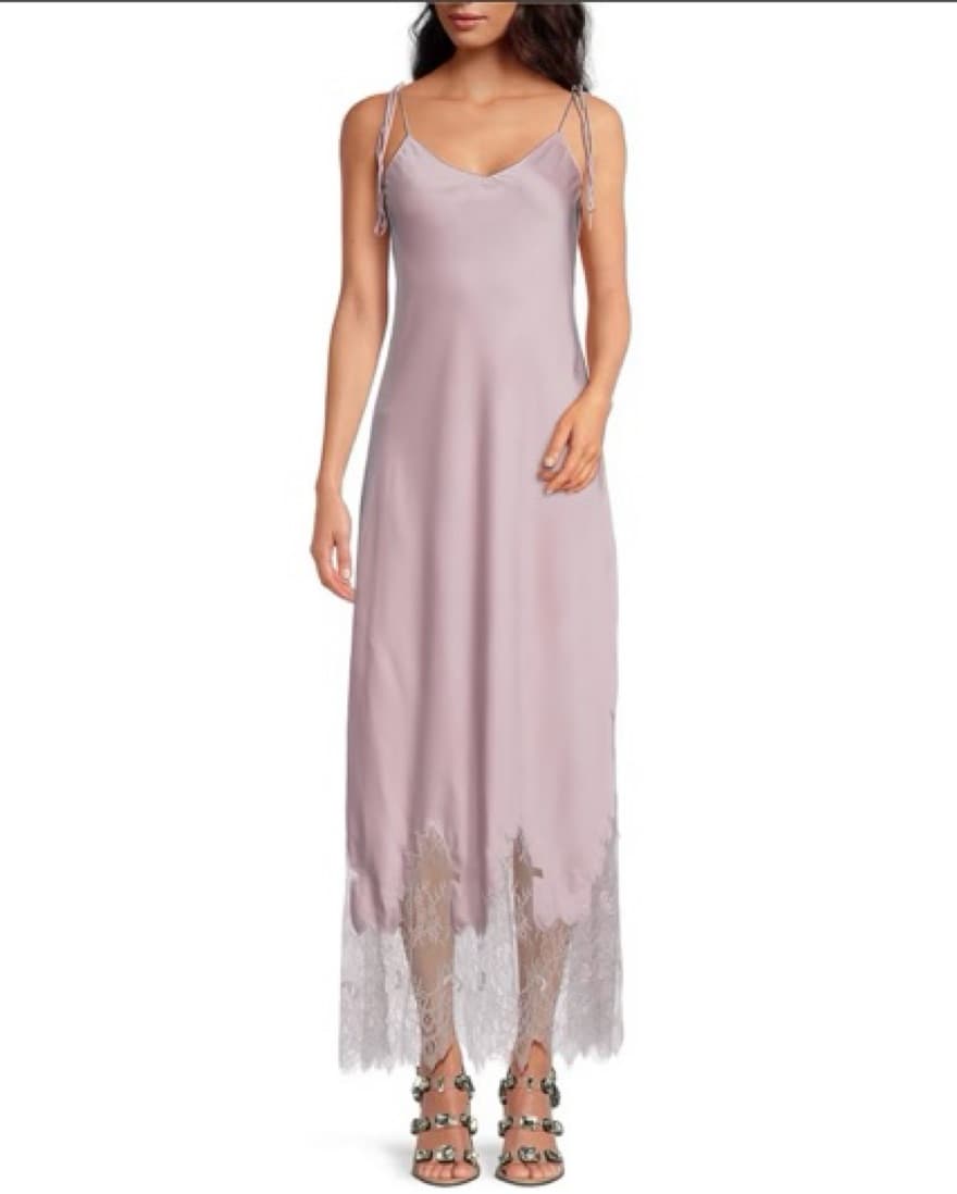 Lilac Lace Bottom Maxi Dress - Image 2