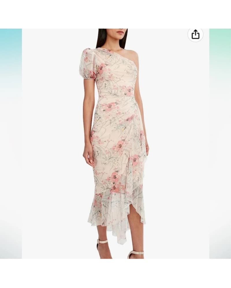 BCBGMAXAZRIA Women's One Short Sleeve As - Image 1