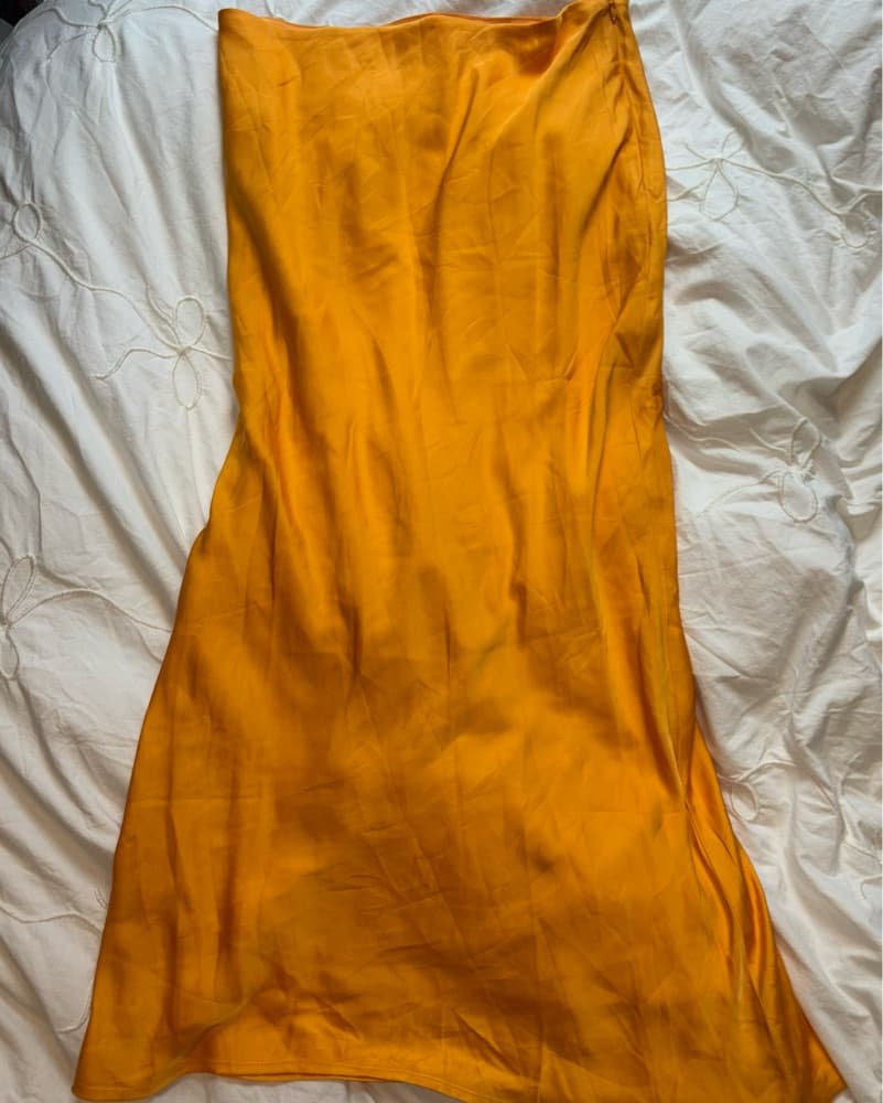 Meshki Viviana Satin Set - Image 5