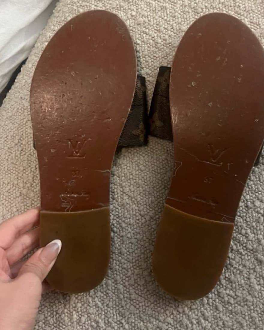 Louis Vuitton Slides - Image 2