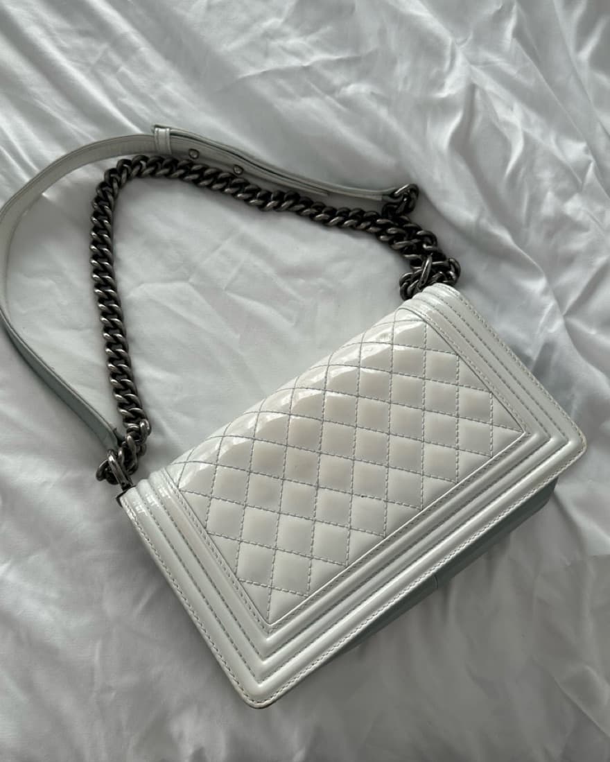 Chanel Medium Grey pattern boy bag - Image 3