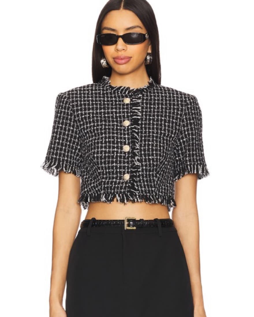 Chic Monochrome Cropped Tweed Jacket - Image 1