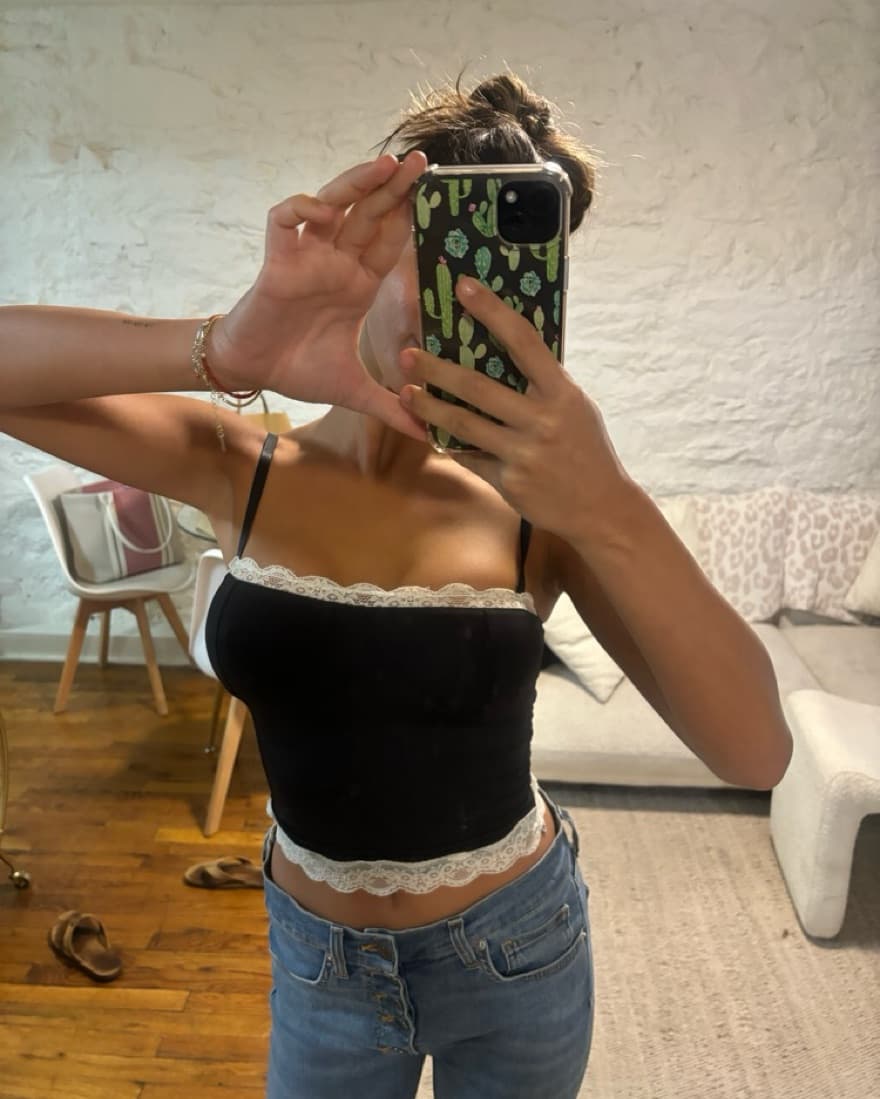 Black Lined Lace Crop - Image 2