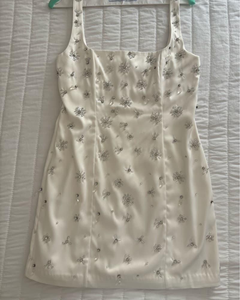 Revolve NBD White Mini - Image 4