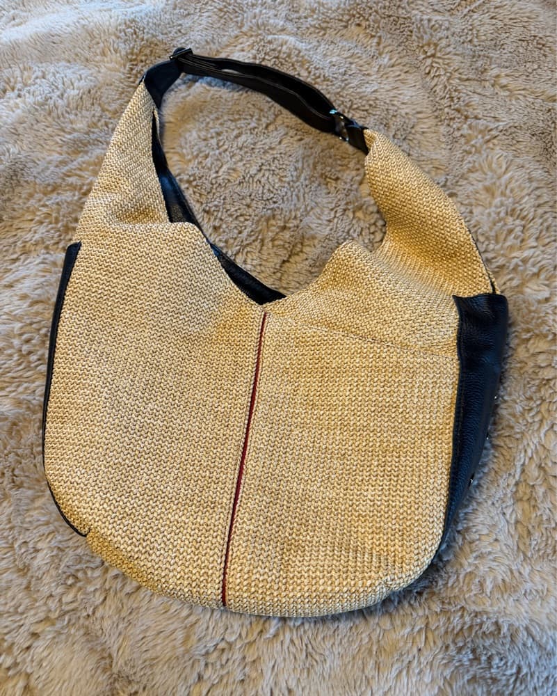 Hammitt Tom Shoulder Hobo Tote Contrast  - Image 2