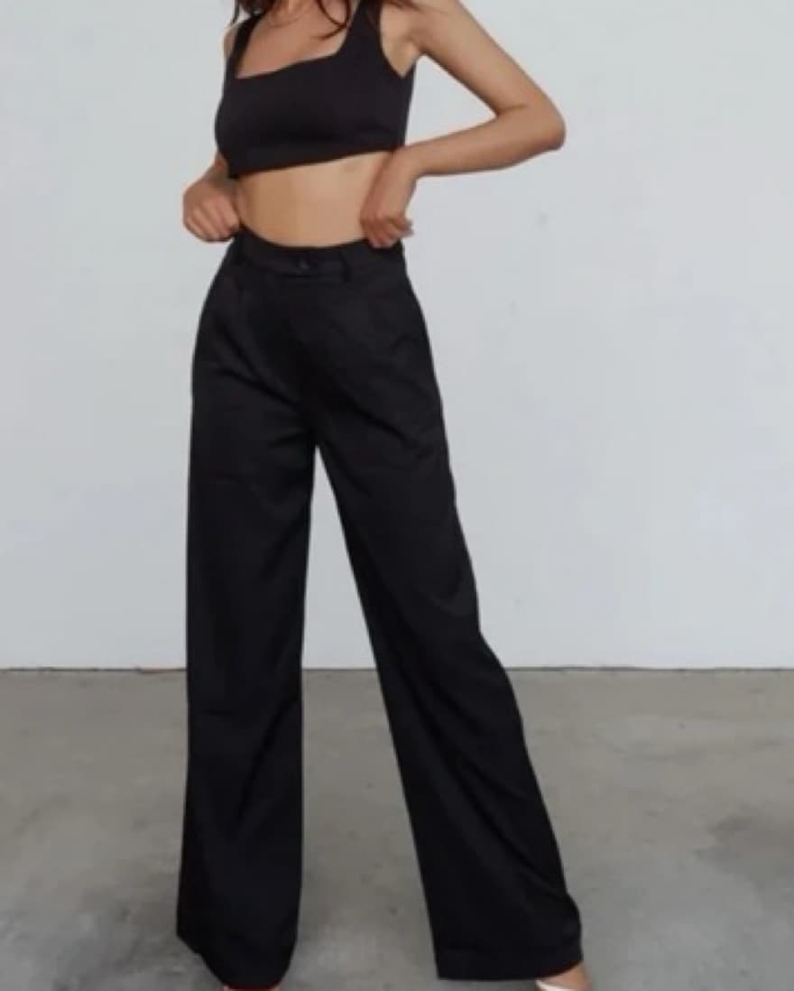 Sleek Black Crop Top and Wide Leg Pants Set - Image 1