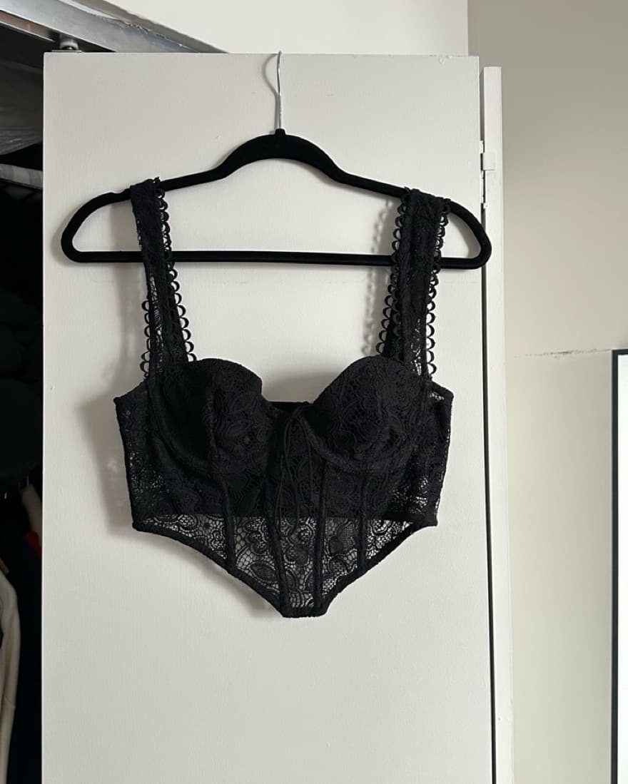 Black Lace Bralette - Image 3