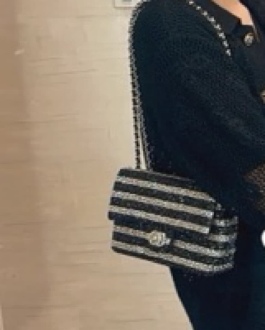 Chanel stripe classic flap bag - Image 5