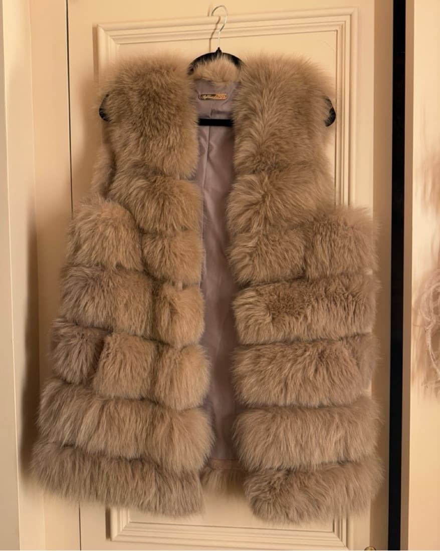 Fox Fur Coat vest - Image 4