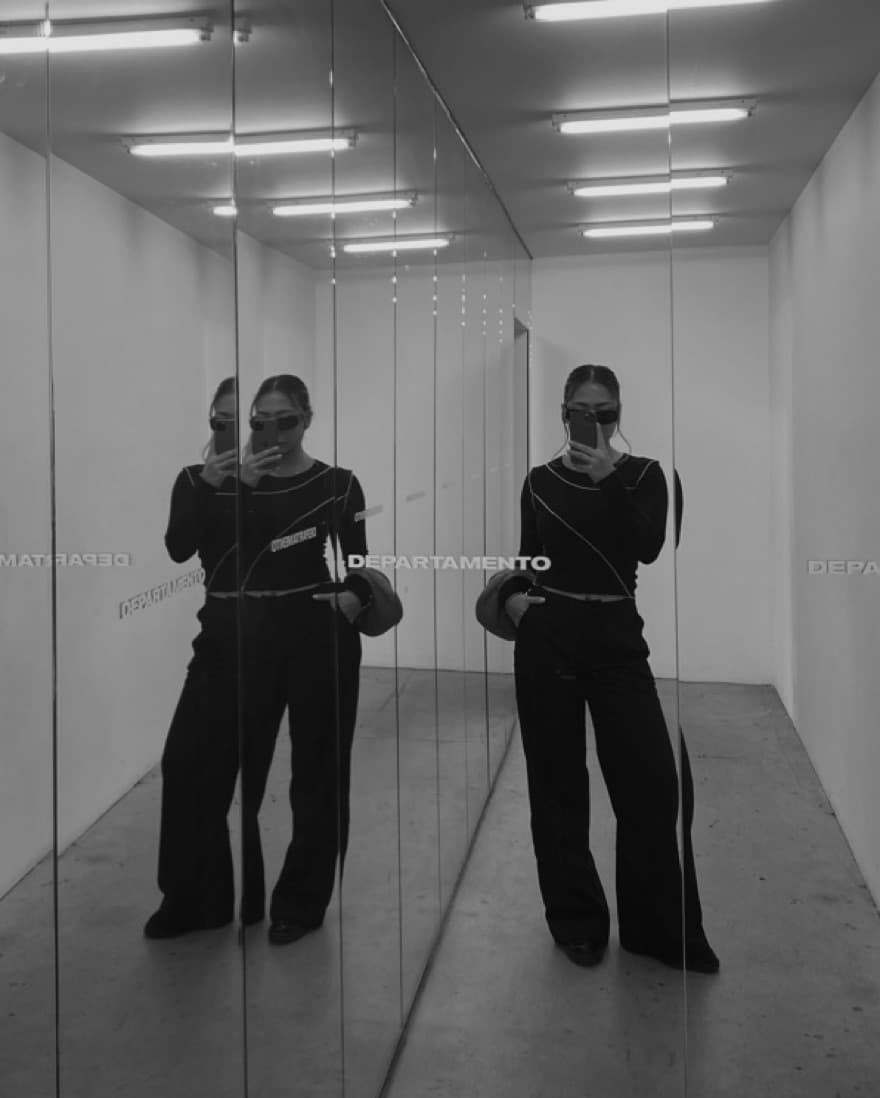 Black Low/mid Rise Pants  - Image 3