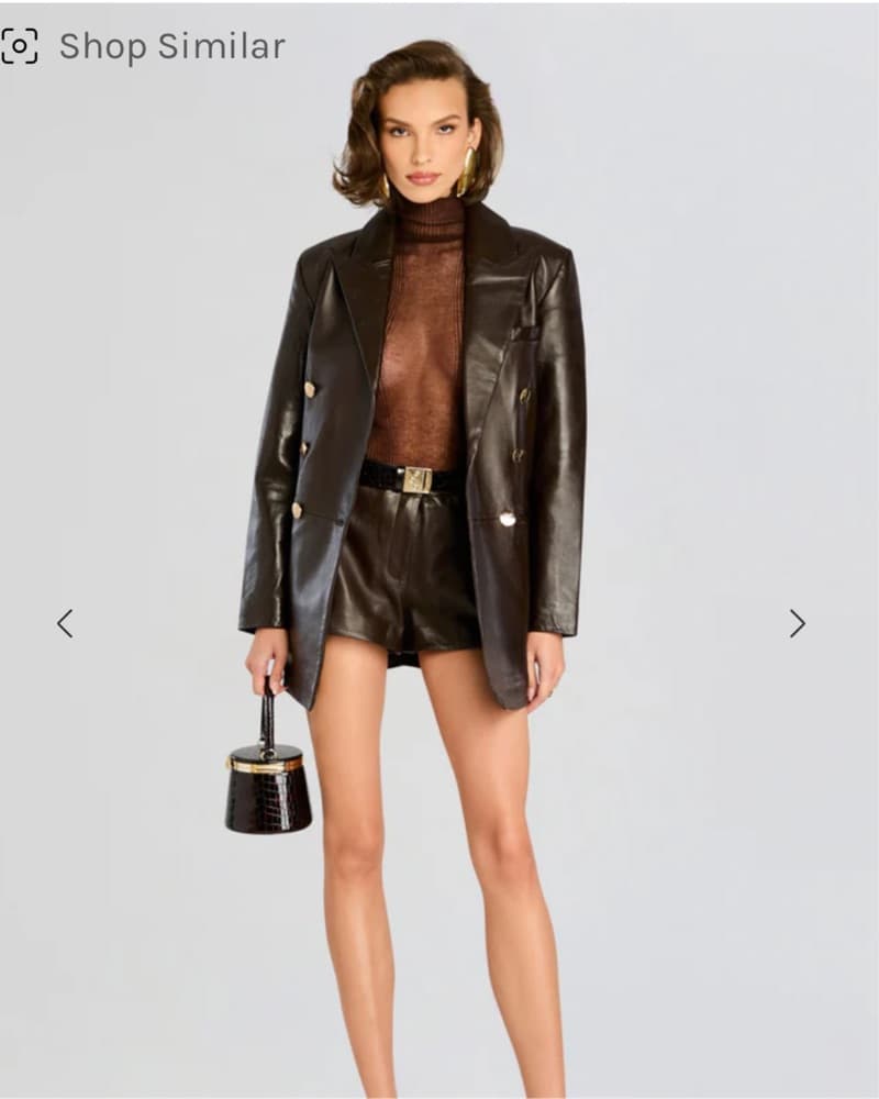 Chic Leather Jacket with Gold Buttons - Image 3