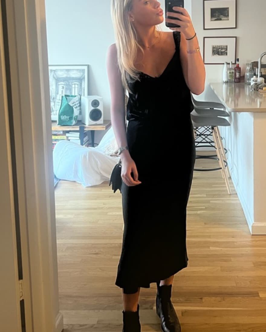 James Perse Black Midi Skirt - Image 1