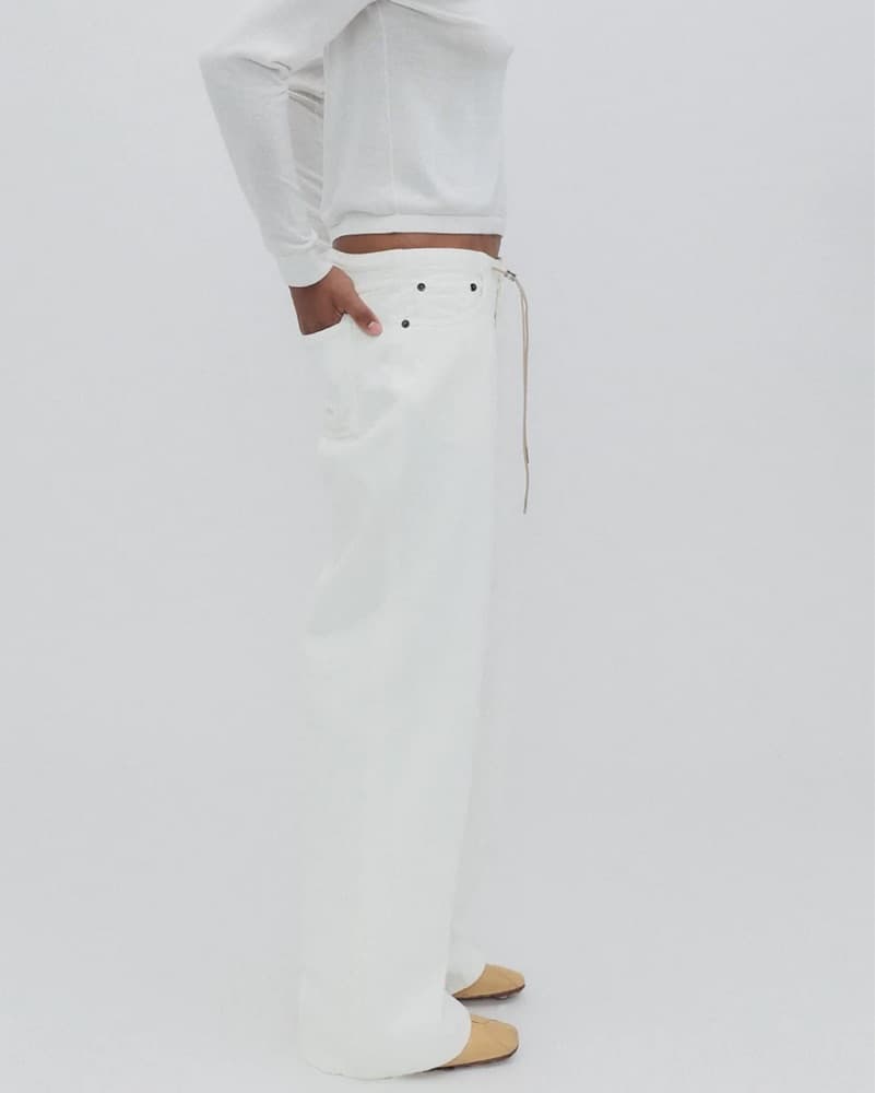 Still Here | White Cool Jeans - Image 2