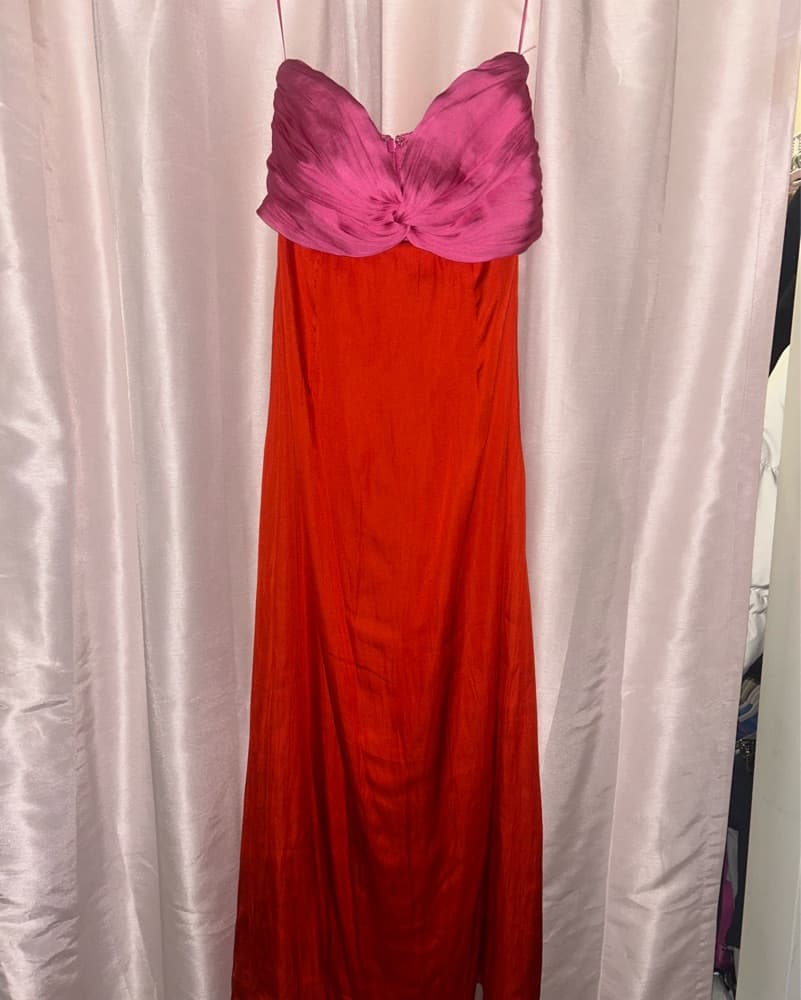 red and pink strapless formal dress - Image 3
