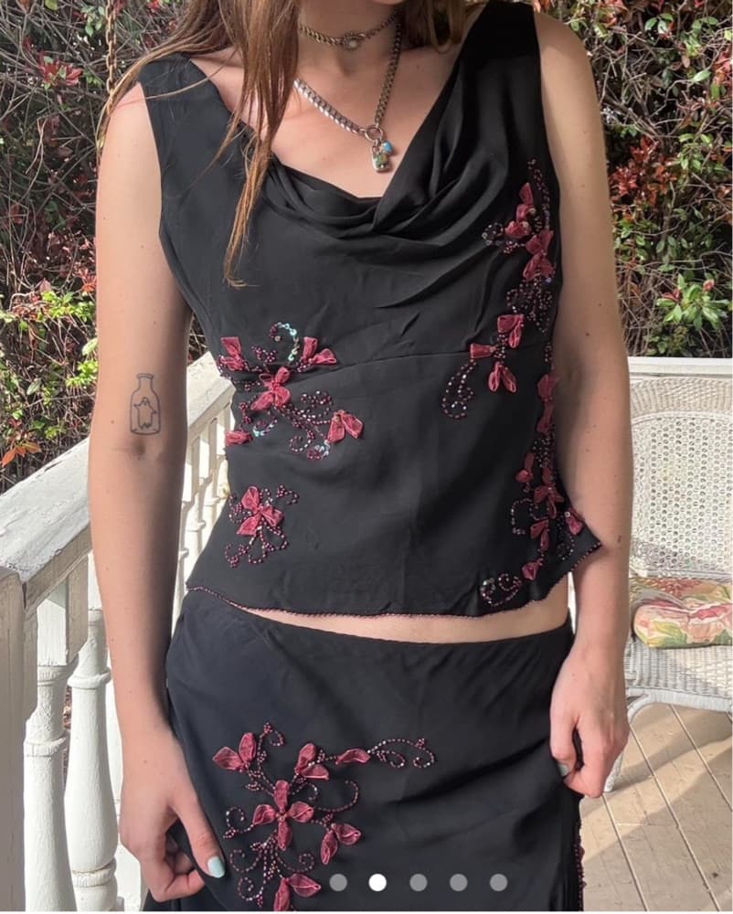Silk embellished two piece set - Image 1