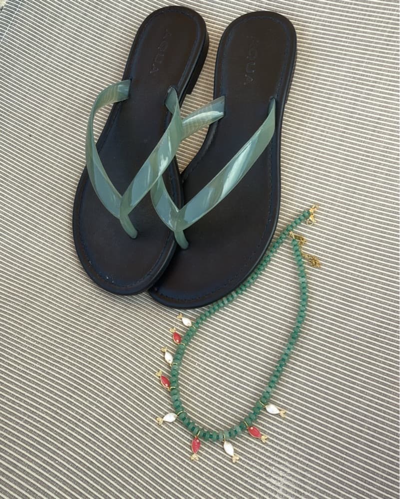Light Green Fish Charm Beaded Necklace - Image 3