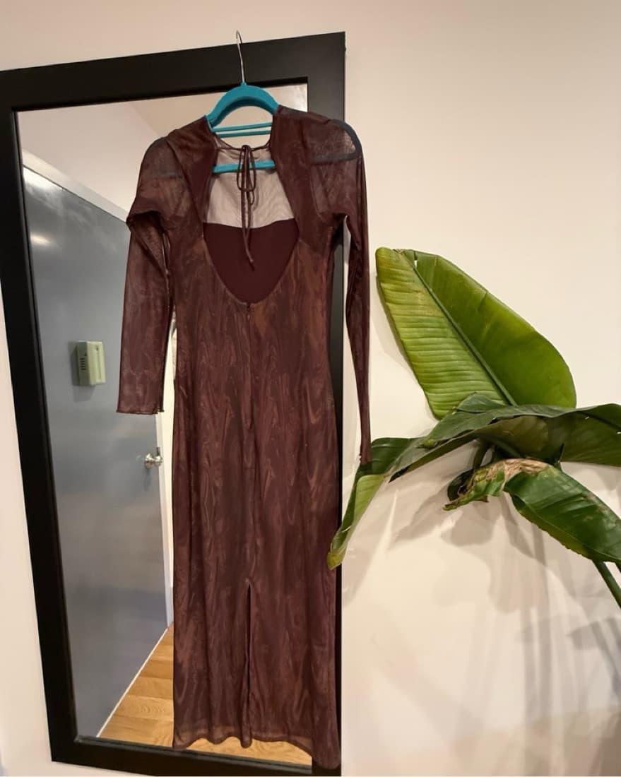 Elegant Velvet Maxi Dress - Image 2