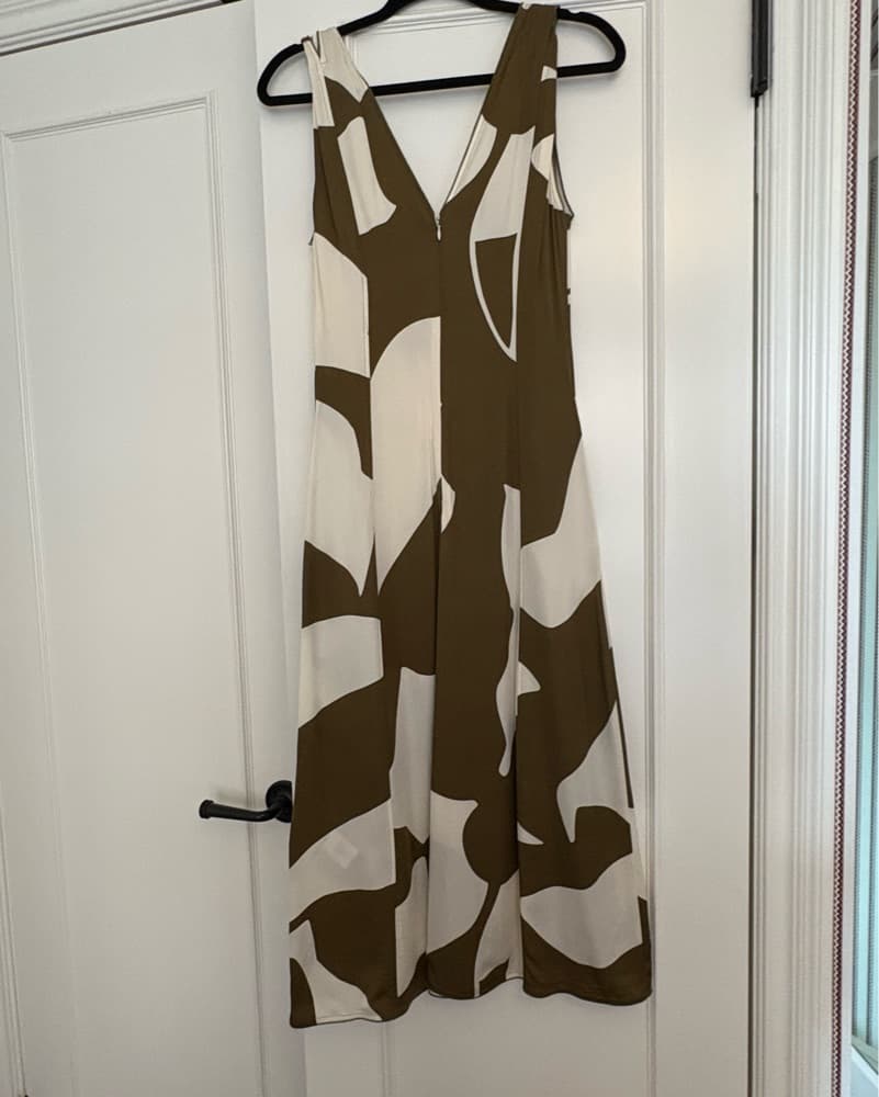Victoria Beckham Geometric Midi Dress - Image 4