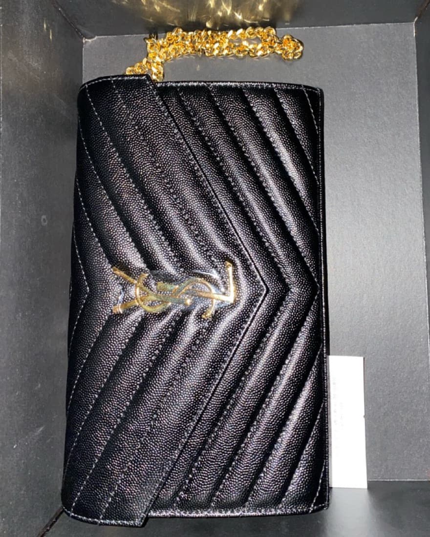 Saint Laurent - Image 3
