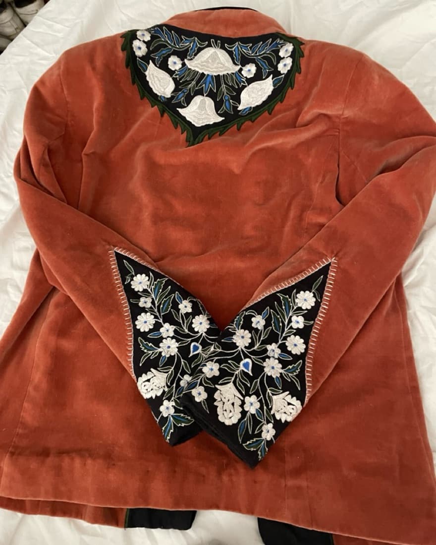 Zara Embroidered Velvet Jacket - Image 4