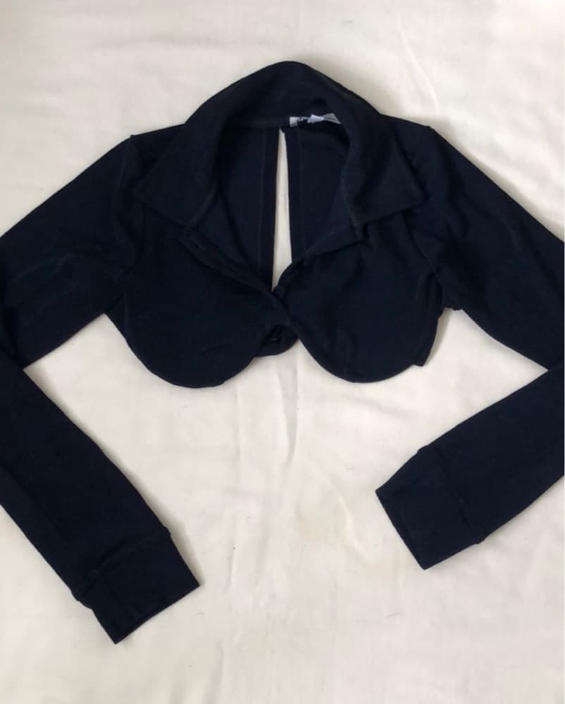 MIRROR PALAIS Navy Long Sleeve Crop - Image 3