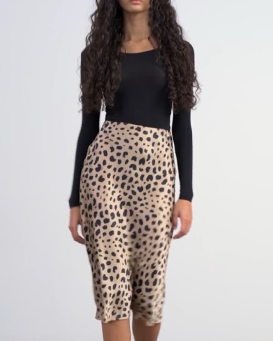 Realisation Par Midi Satin Leopard Skirt - Image 4