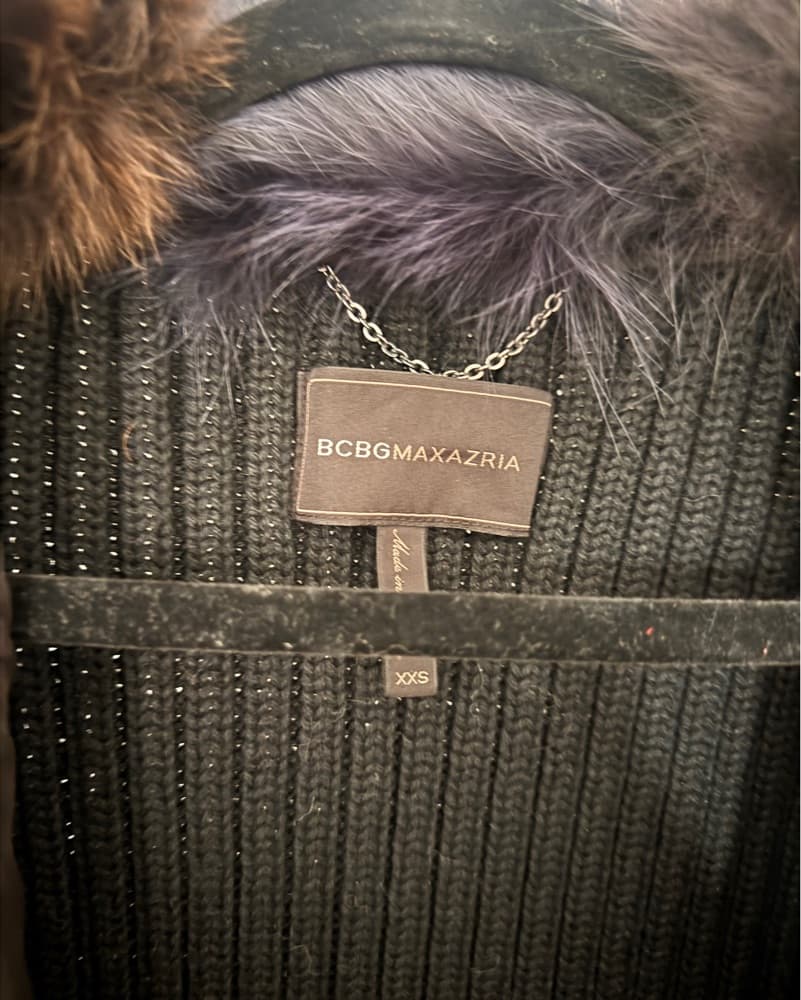 BCBG MAXAZRIA REAL FUR VEST - Image 2