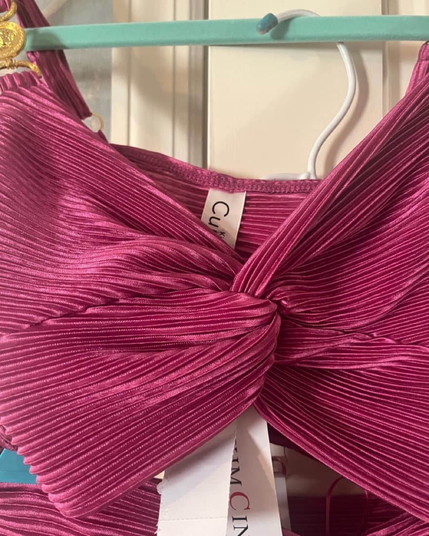 Two Piece Goddess Style Set! Neverworn!  - Image 4